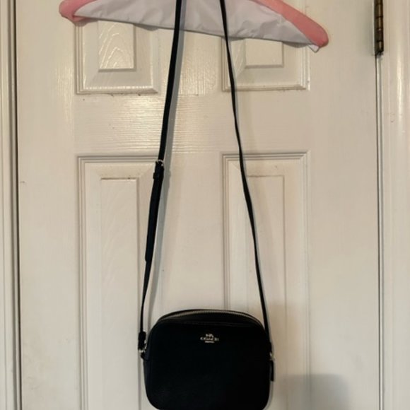 Authentic Coach Black Leather Crossbody - Picture 4 of 4